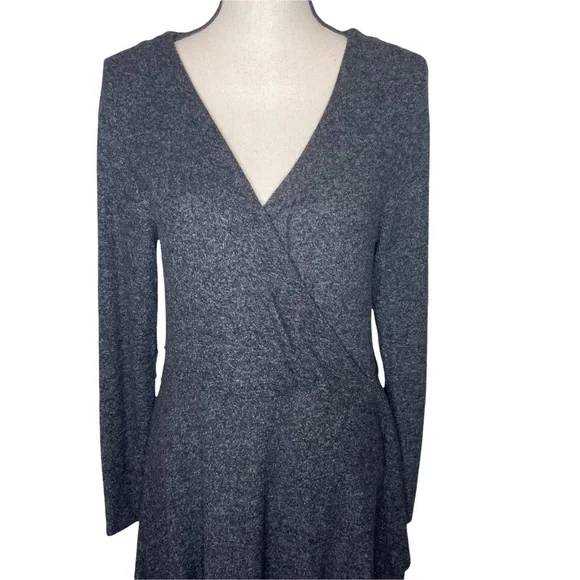 Anthropologie Saturday Sunday Gray Crossover Long Sleeve Sweater Dress - Picture 5 of 12